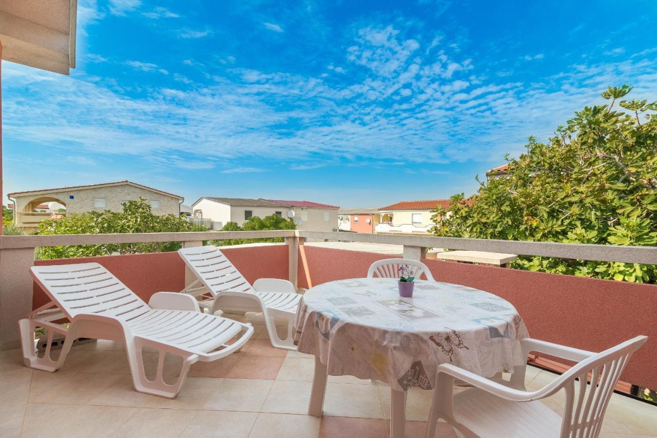 Apartments Puskaric Vir Exterior foto